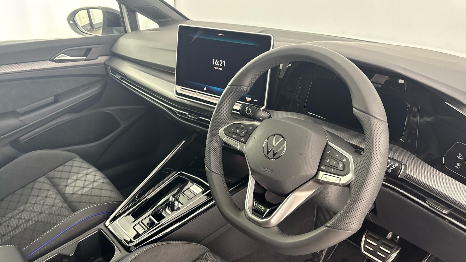 Used Volkswagen Golf 2026 for sale - 77974093: Photo 6