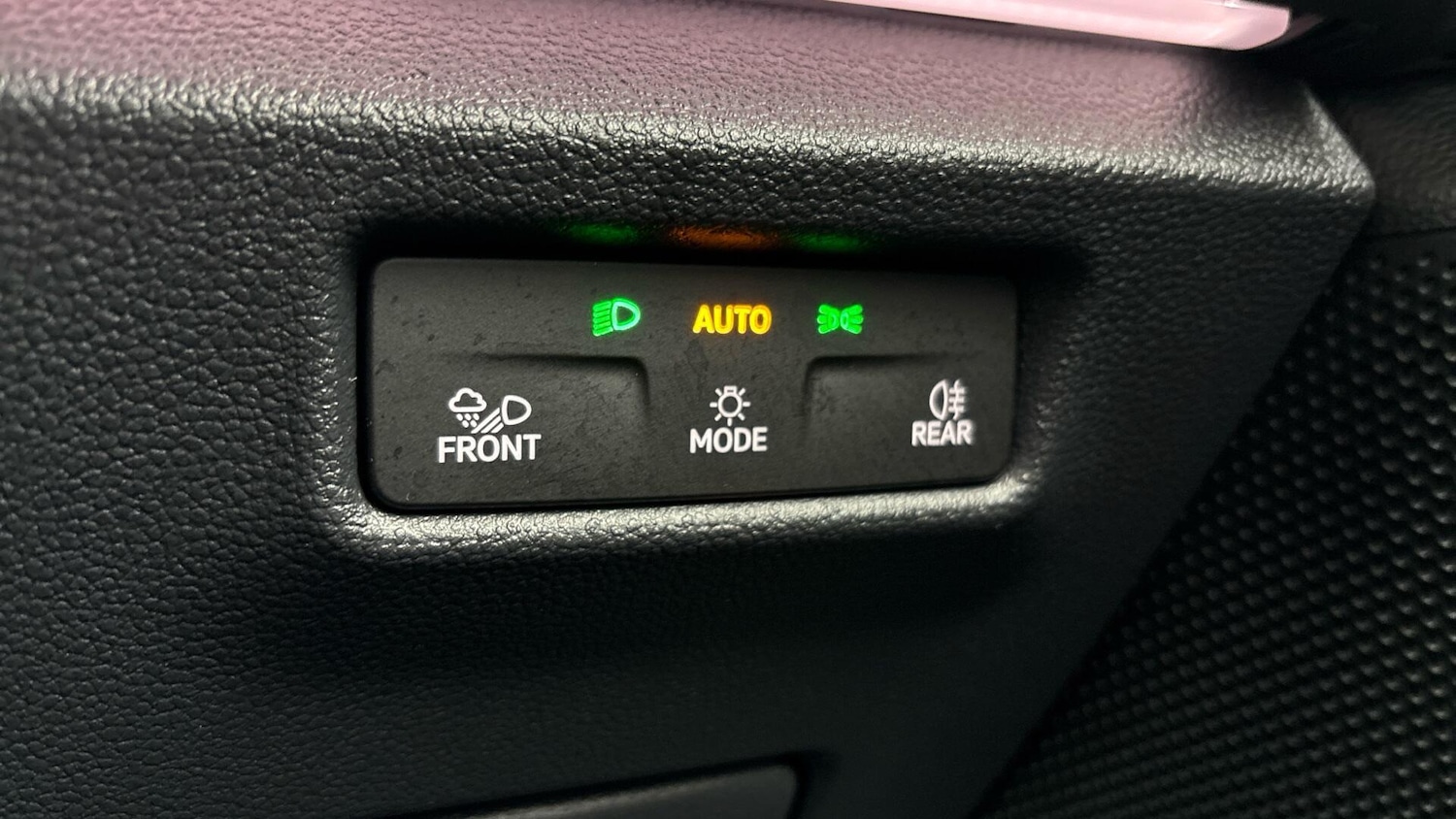 Used Volkswagen Tiguan 2025 for sale - 78210387: Photo 24