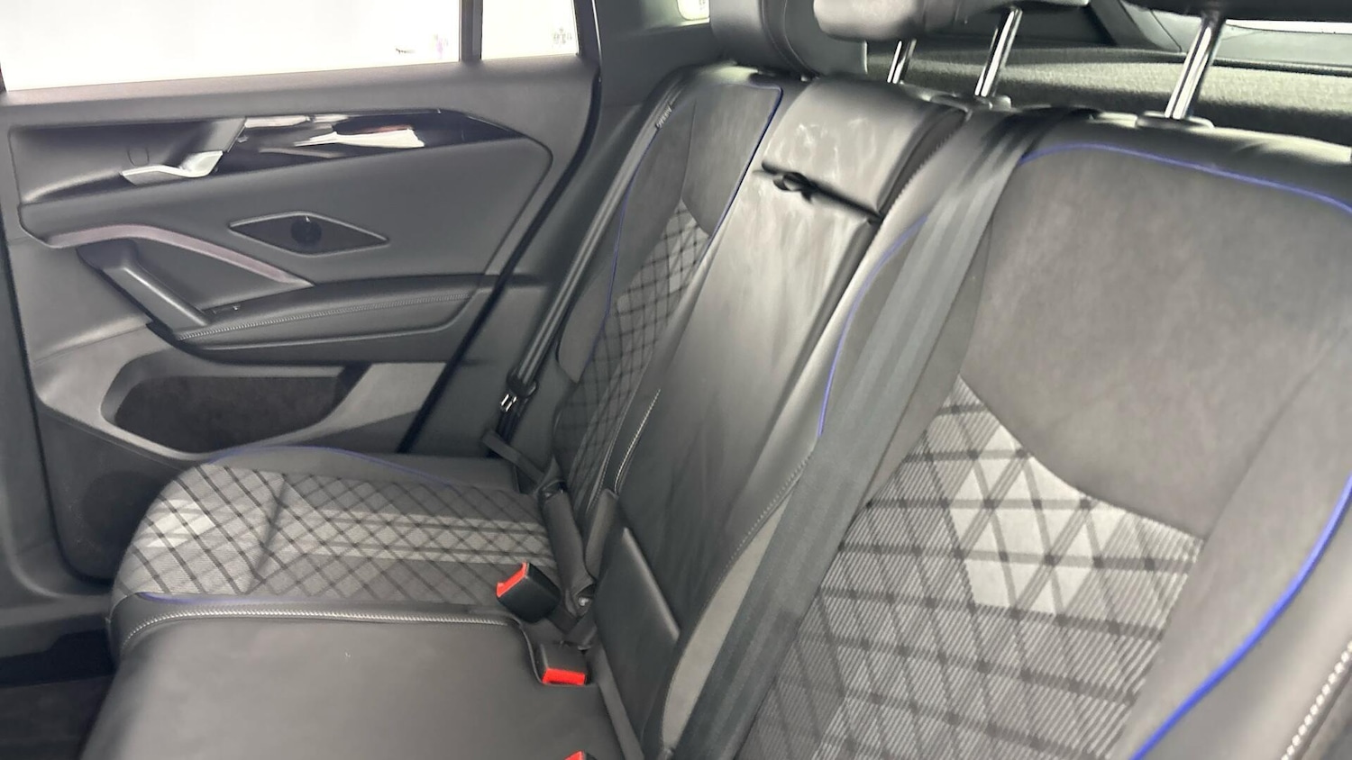 Used Volkswagen Tiguan 2025 for sale - 78210387: Photo 33