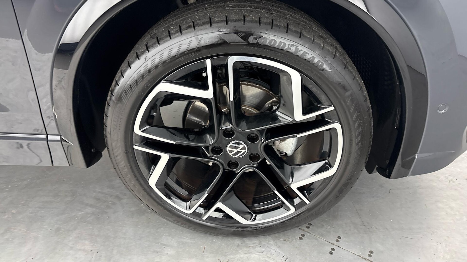 Used Volkswagen Tiguan 2025 for sale - 78210387: Photo 5