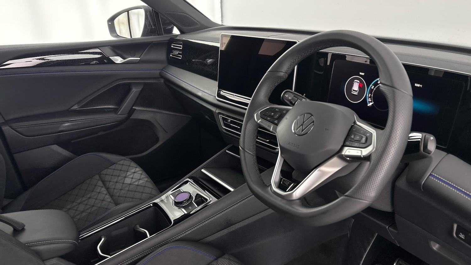 Used Volkswagen Tiguan 2025 for sale - 78210387: Photo 6