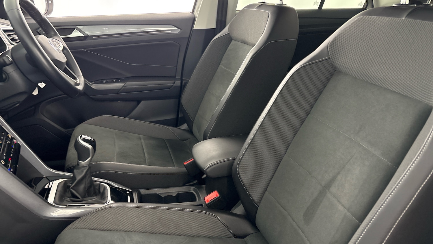 Used Volkswagen T-Roc 2023 for sale - 78042226: Photo 33