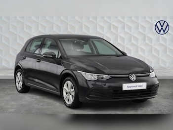 Used Volkswagen Golf 2023 for sale - 77071611: Photo