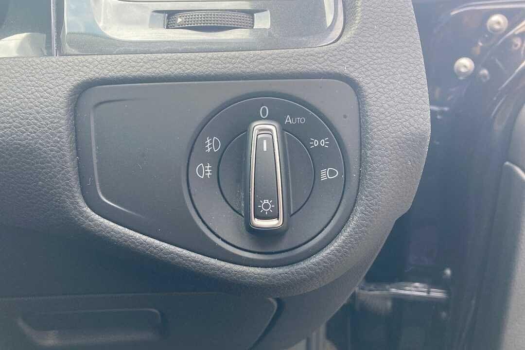 Used Volkswagen Golf 2019 for sale - 78081185: Photo 19