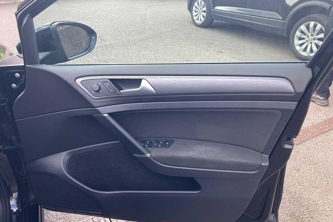 Used Volkswagen Golf 2019 for sale - 78081185: Photo 22