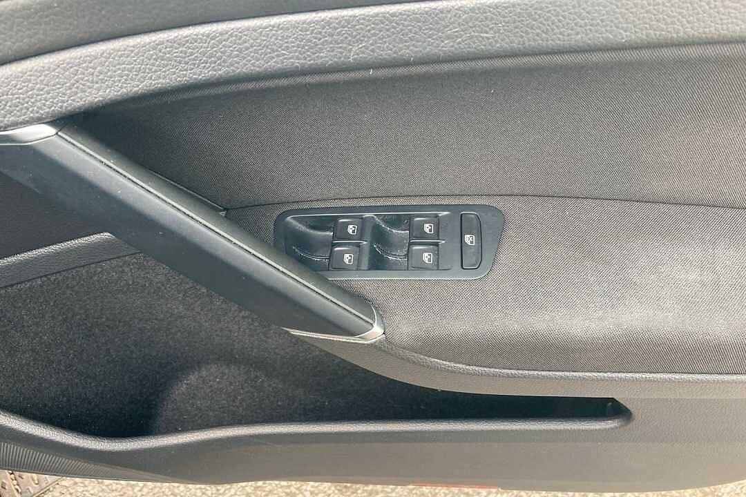 Used Volkswagen Golf 2019 for sale - 78081185: Photo 23