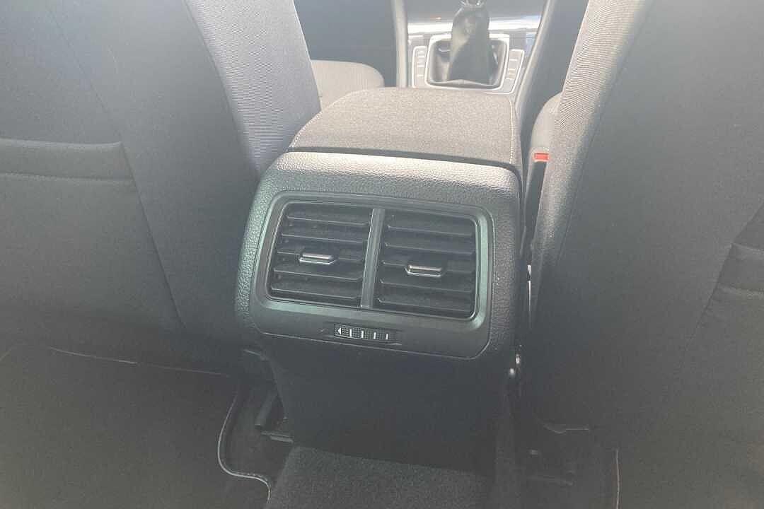 Used Volkswagen Golf 2019 for sale - 78081185: Photo 24