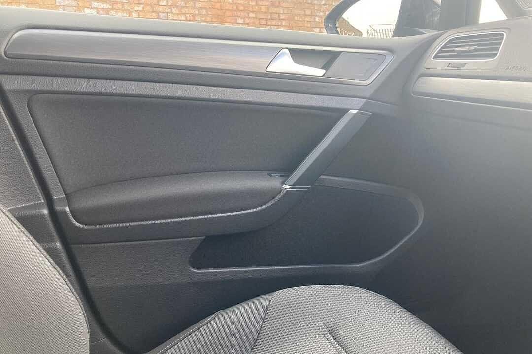 Used Volkswagen Golf 2019 for sale - 78081185: Photo 40