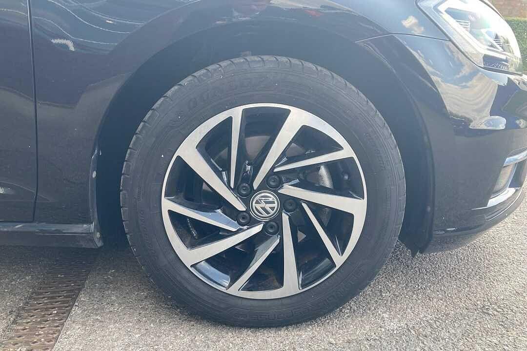 Used Volkswagen Golf 2019 for sale - 78081185: Photo 5