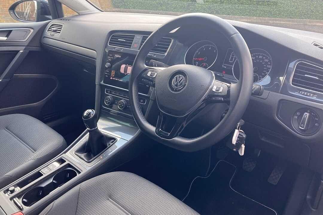 Used Volkswagen Golf 2019 for sale - 78081185: Photo 6