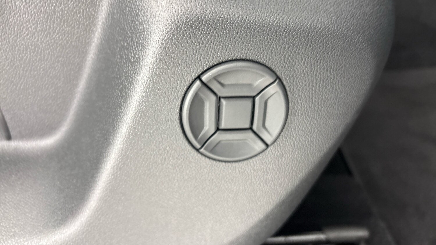 Used Volkswagen Tiguan 2025 for sale - 77602410: Photo 24