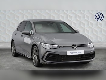 Used Volkswagen Golf 2023 for sale - 76117491: Photo