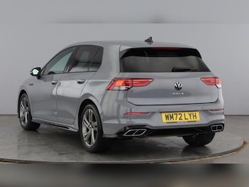 Used Volkswagen Golf 2023 for sale - 76117491: Photo
