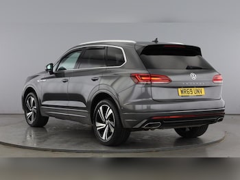 Used Volkswagen Touareg 2019 for sale - 76079737: Photo