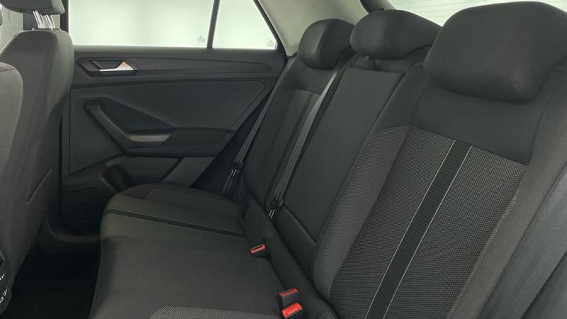 Used Volkswagen T-Roc 2025 for sale - 74931776: Photo 31
