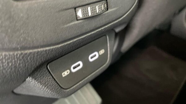 Used Volkswagen T-Roc 2025 for sale - 74931776: Photo 32