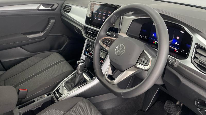 Used Volkswagen T-Roc 2025 for sale - 74931776: Photo 6