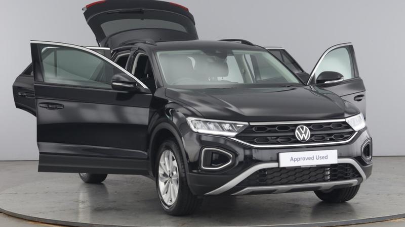 Used Volkswagen T-Roc 2025 for sale - 74931776: Photo 9