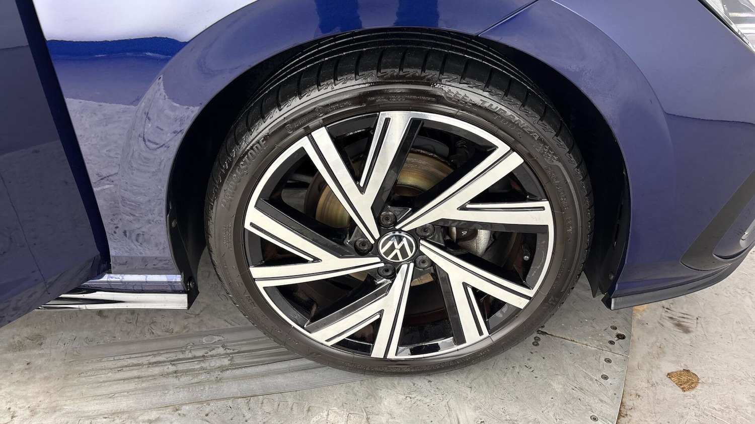 Used Volkswagen Golf 2024 for sale - 77602396: Photo 5