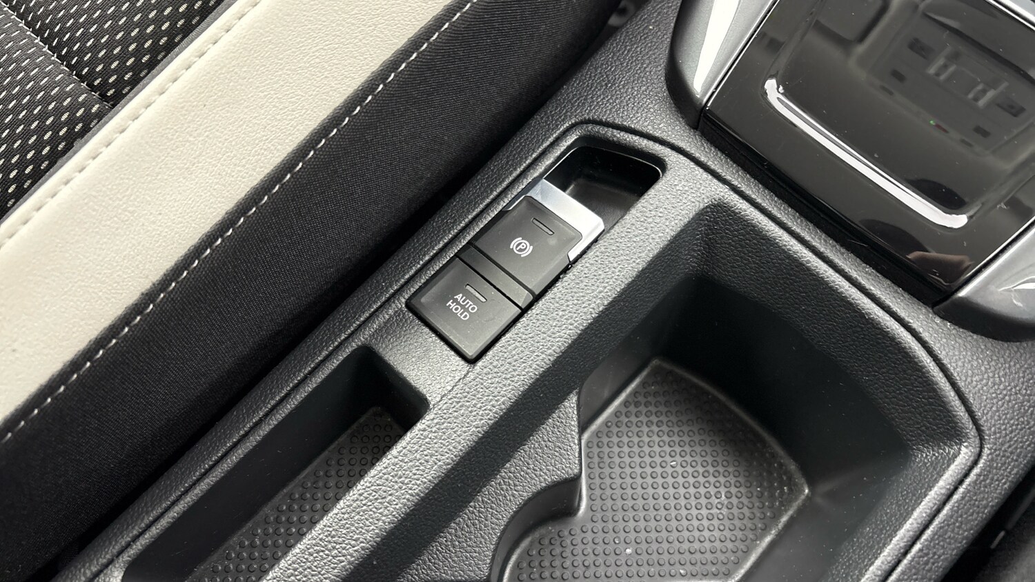 Used Volkswagen T-Roc 2021 for sale - 77602420: Photo 14