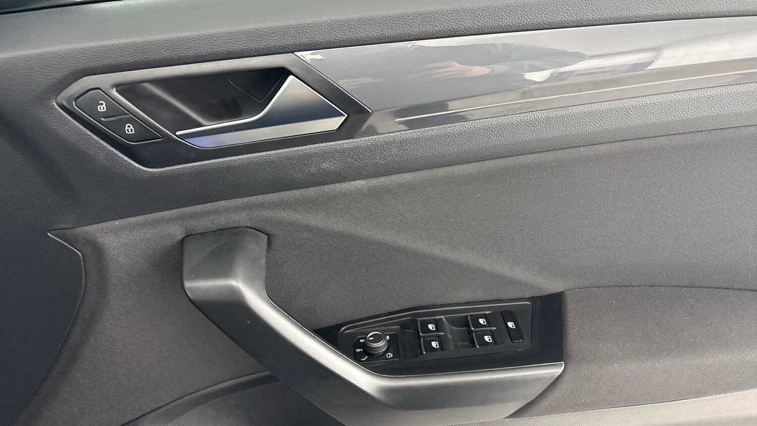 Used Volkswagen T-Roc 2021 for sale - 77602420: Photo 21