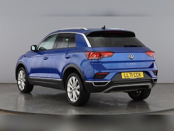 Used Volkswagen T-Roc 2021 for sale - 77602420: Photo