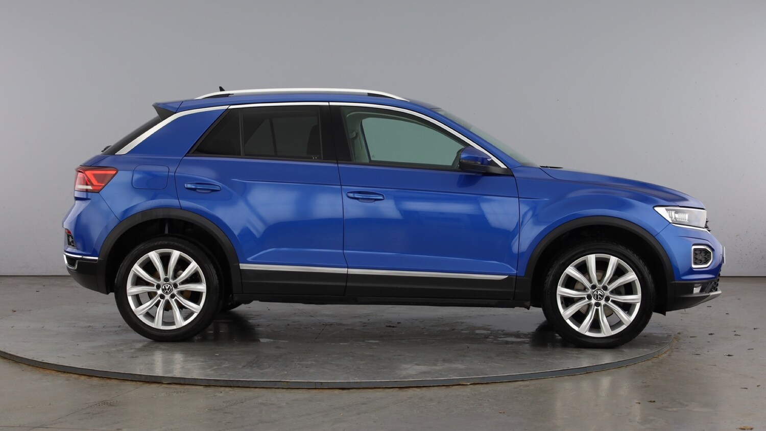 Used Volkswagen T-Roc 2021 for sale - 77602420: Photo 4