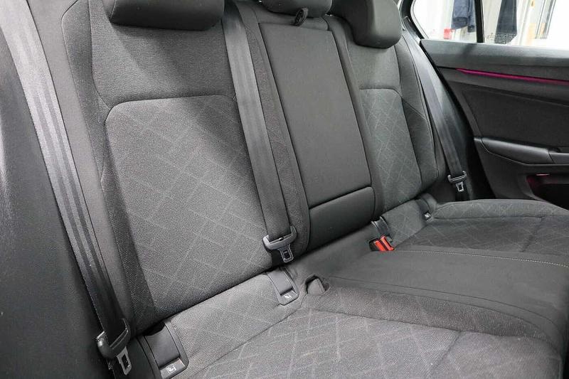 Used Volkswagen Golf 2022 for sale - 76433903: Photo 9