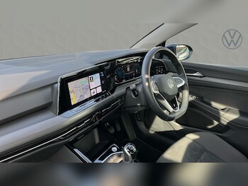 Used Volkswagen Golf 2023 for sale - 77991872: Photo