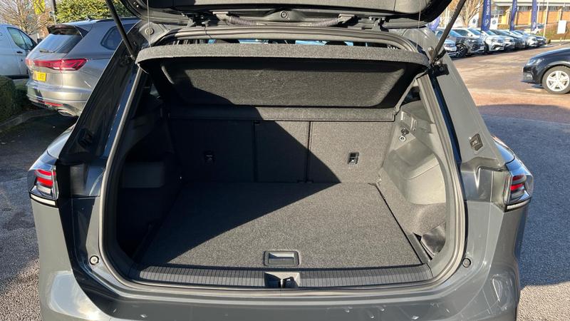 Used Volkswagen Tiguan 2025 for sale - 77100697: Photo 10