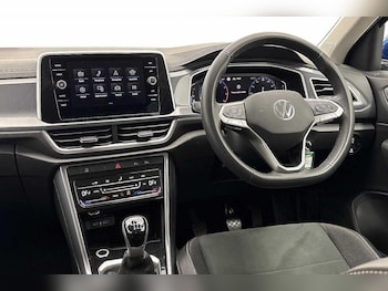 Used Volkswagen T-Roc 2025 for sale - 78236807: Photo