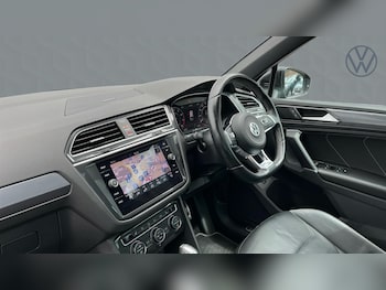 Used Volkswagen Tiguan 2018 for sale - 78900193: Photo