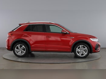 Used Volkswagen T-Roc 2024 for sale - 78767517: Photo