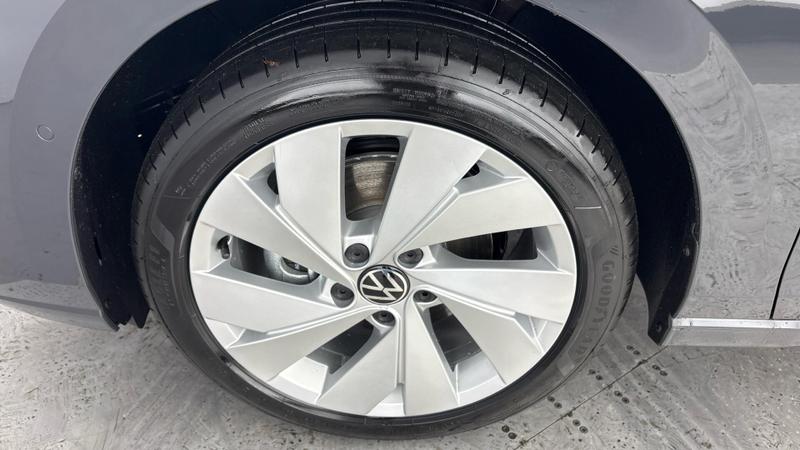 Used Volkswagen Golf 2025 for sale - 77207103: Photo 36