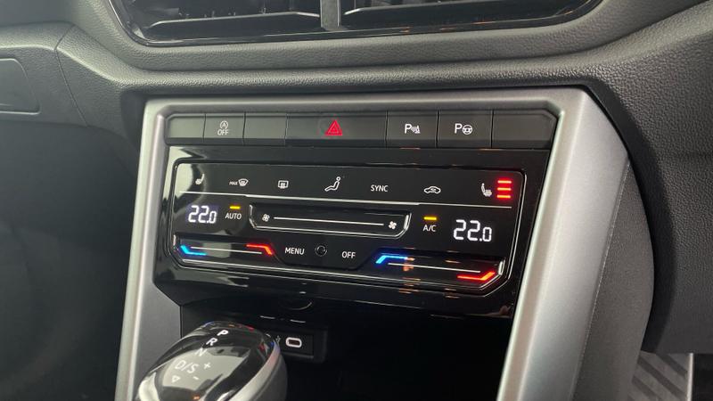 Used Volkswagen T-Roc 2025 for sale - 76672280: Photo 25