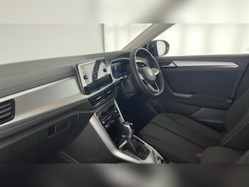 Used Volkswagen T-Roc 2025 for sale - 76672280: Photo