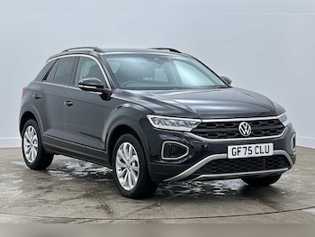 Used Volkswagen T-Roc 2025 for sale - 79477005: Photo