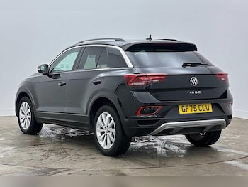 Used Volkswagen T-Roc 2025 for sale - 79477005: Photo