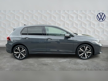 Used Volkswagen Golf 2026 for sale - 79073999: Photo