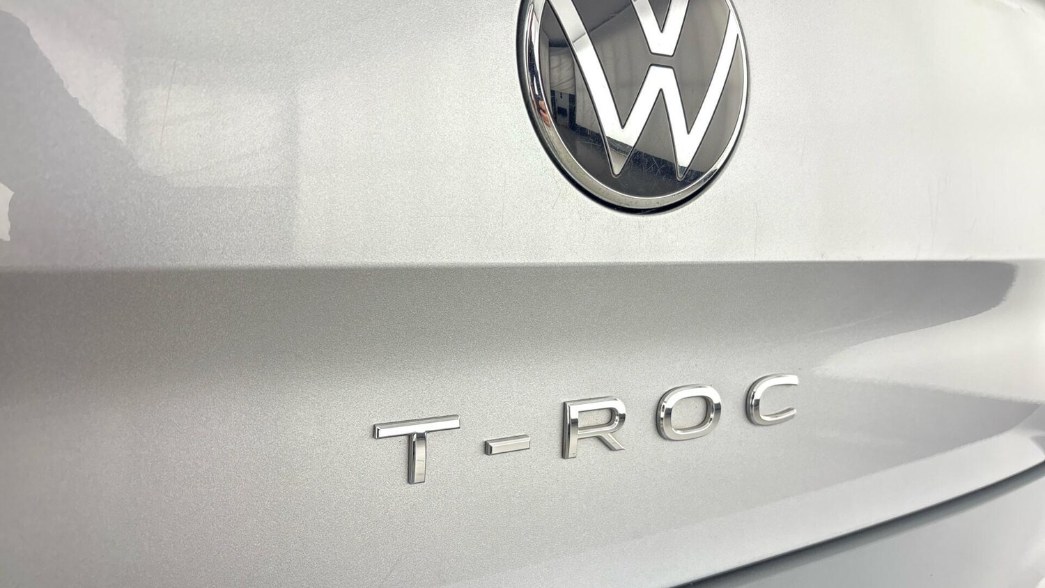 Used Volkswagen T-Roc 2023 for sale - 77872304: Photo 33
