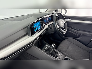 Used Volkswagen Golf 2023 for sale - 77602421: Photo