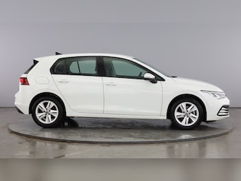 Used Volkswagen Golf 2023 for sale - 77602421: Photo