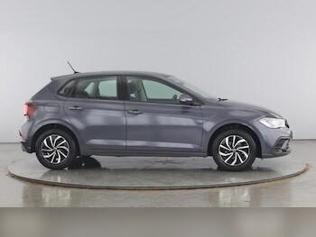 Used Volkswagen Polo 2023 for sale - 75935176: Photo