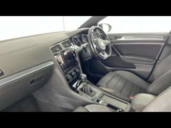 Used Volkswagen Golf 2019 for sale - 74290569: Photo