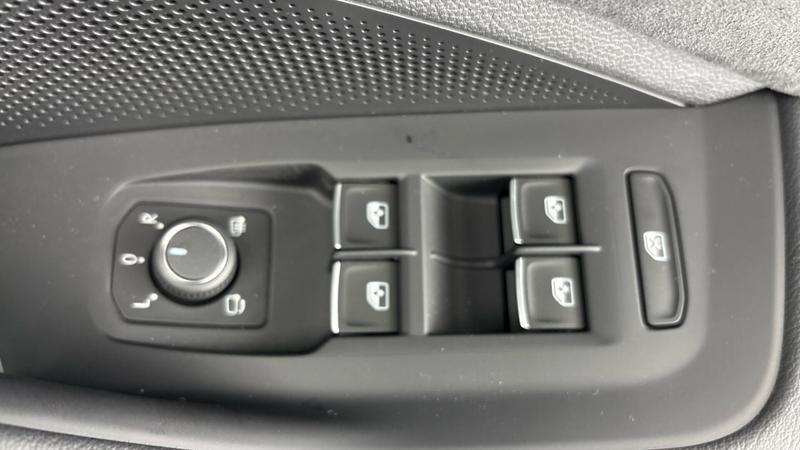 Used Volkswagen Passat 2025 for sale - 76862360: Photo 19