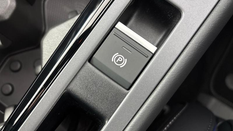 Used Volkswagen Passat 2025 for sale - 76862360: Photo 21