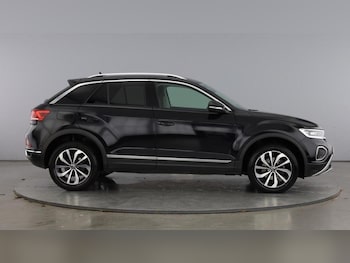 Used Volkswagen T-Roc 2022 for sale - 76488567: Photo