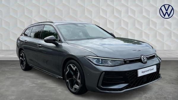 Used Volkswagen Passat 2025 for sale - 75228445: Photo 1