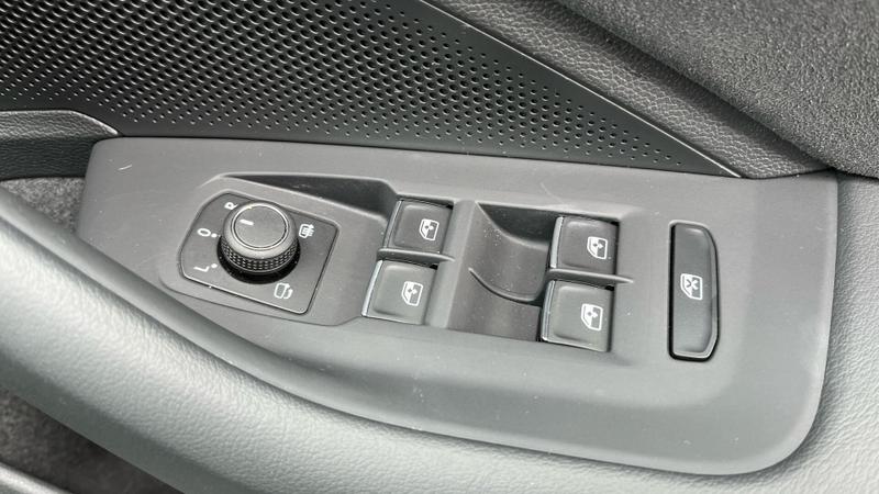 Used Volkswagen Passat 2025 for sale - 75228445: Photo 23