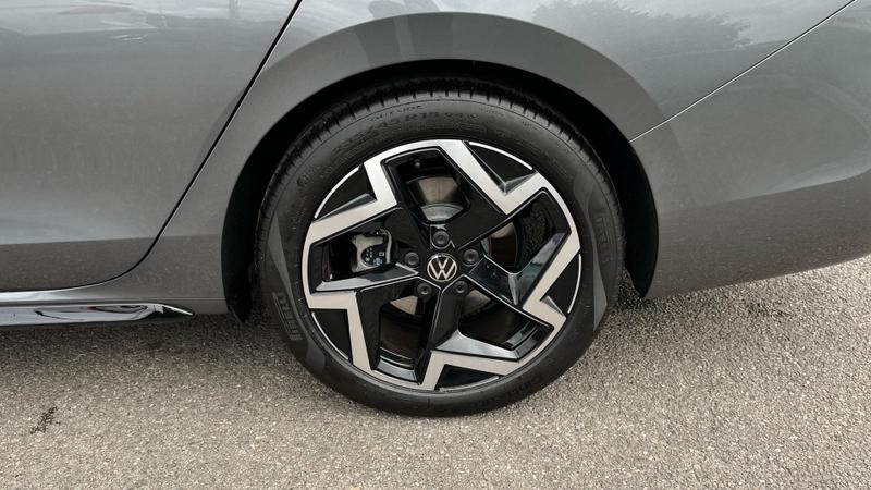 Used Volkswagen Passat 2025 for sale - 75228445: Photo 31